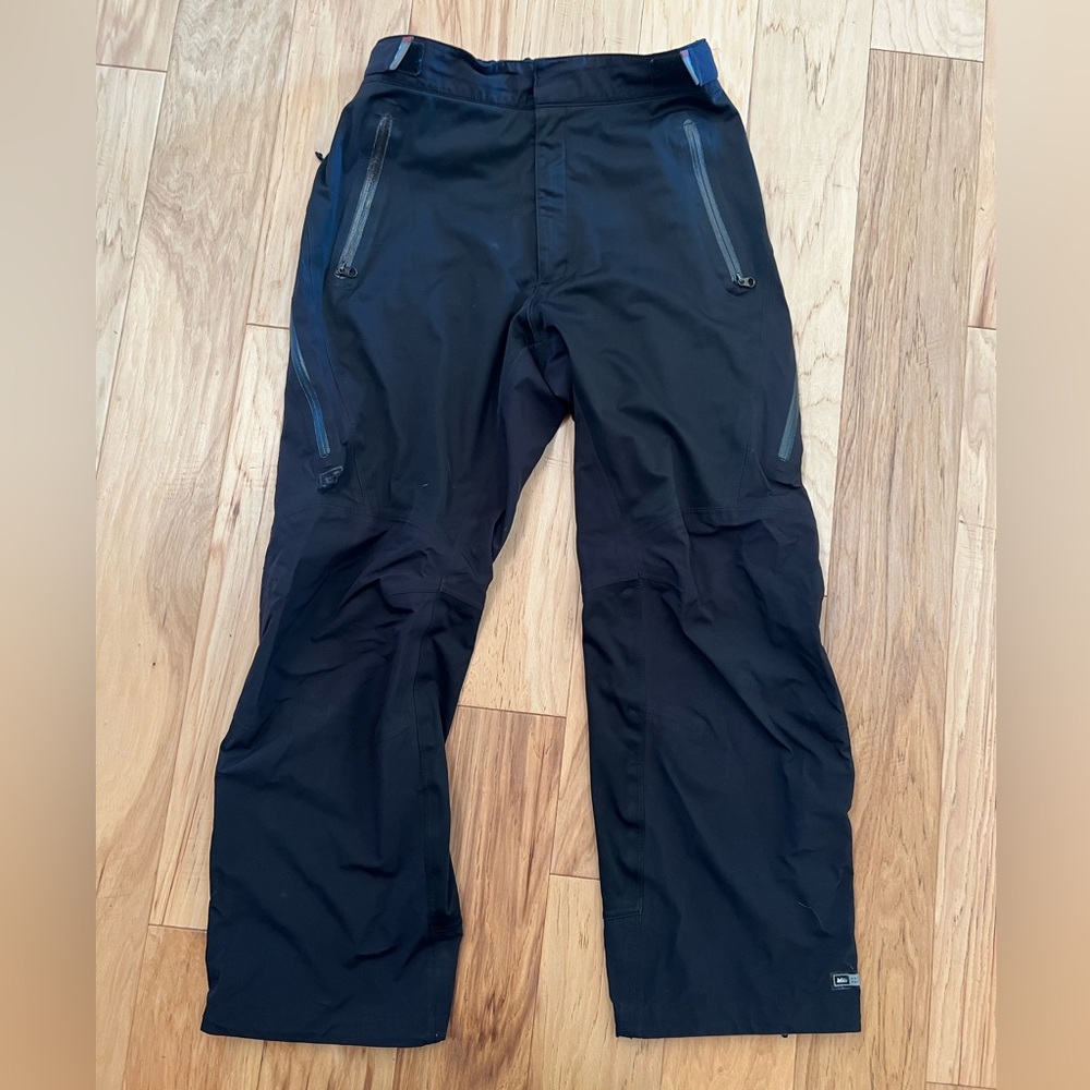 REI men’s snow pants shell